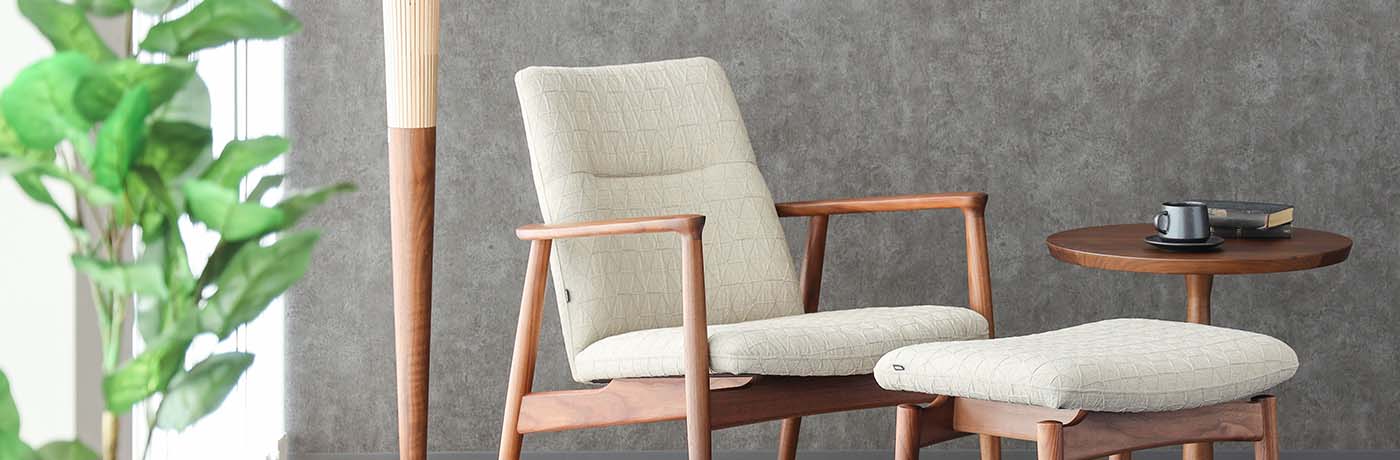 無垢アームチェア | 旭川・飛騨・府中などが作る国産家具 | MUKU工房