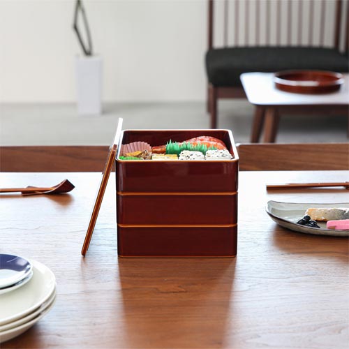 飛騨春慶 元田漆器 隅丸三段重 伝統工芸品 木製 お重箱 | MUKU工房