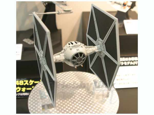 1/48 タイファイター | HLJ.co.jp