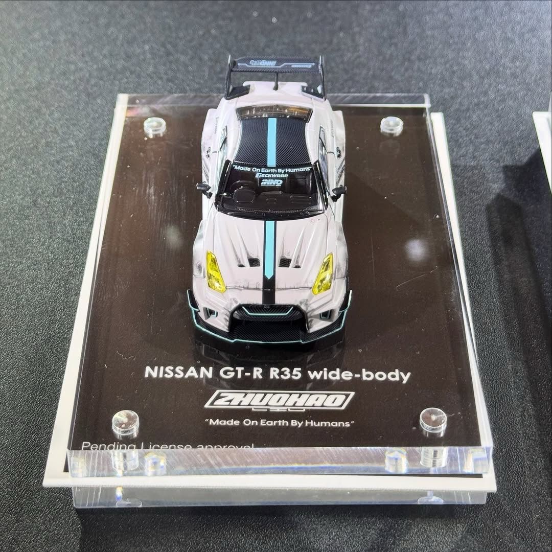 PREORDER] INNO64 x ZHUOHAO LIU Nissan GT-R(R35) Widebody | 2025