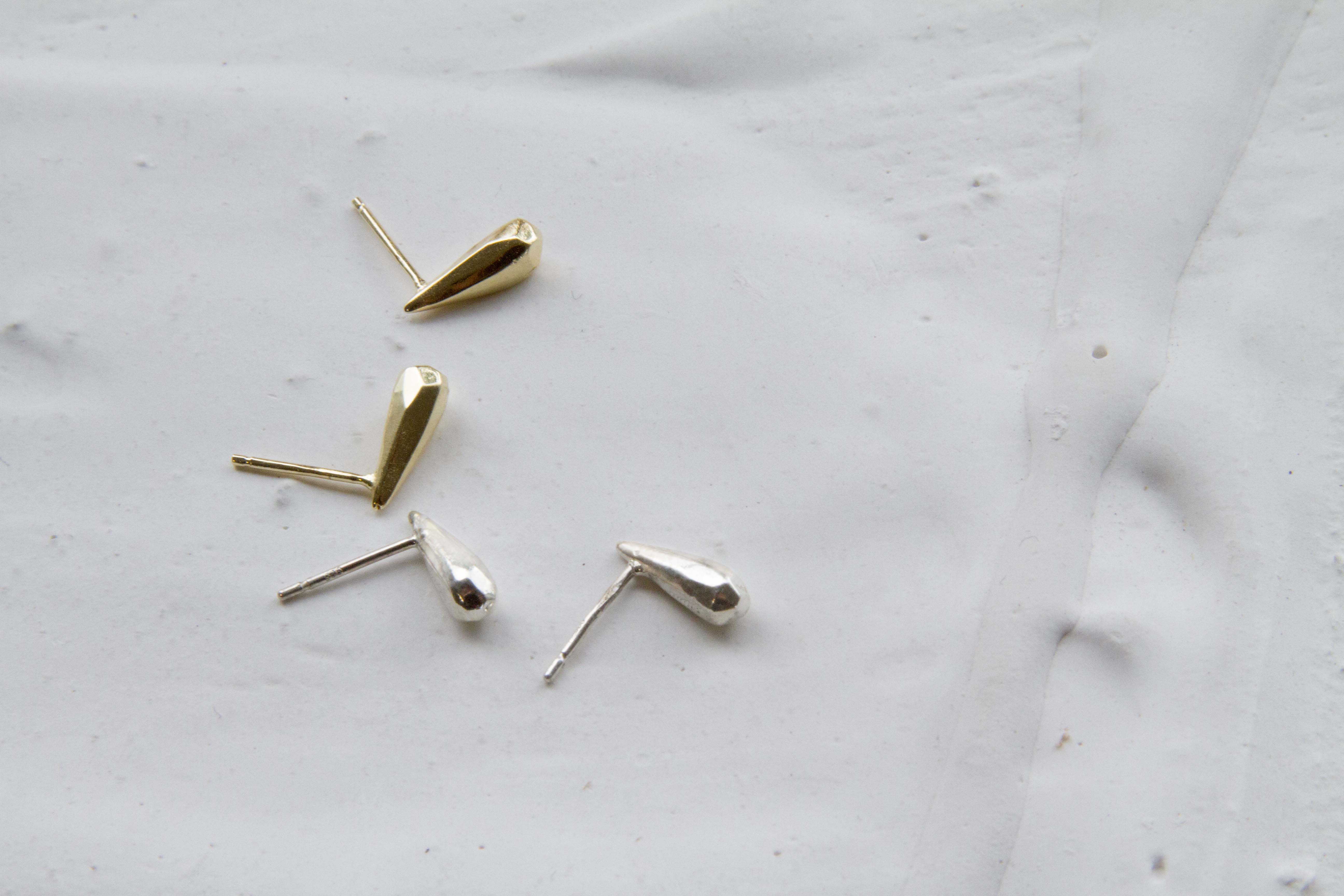 ティアドロップ ピアス - PLUIE：プリュイ / ユエリーニュ 『公式』web