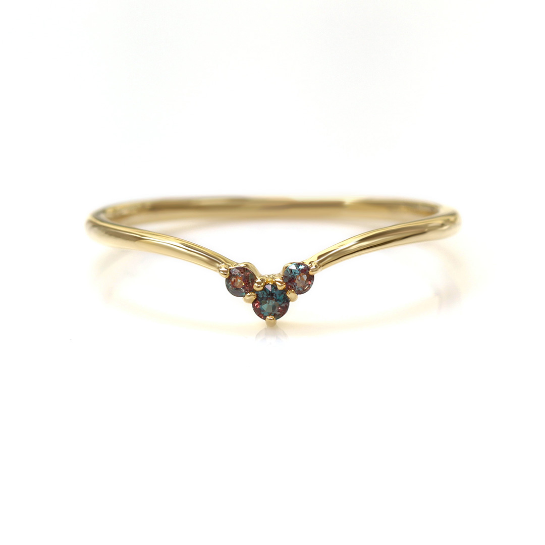 ビズー公式】アレキサンドライト(ブラジル産) K18(18金)/PTリング