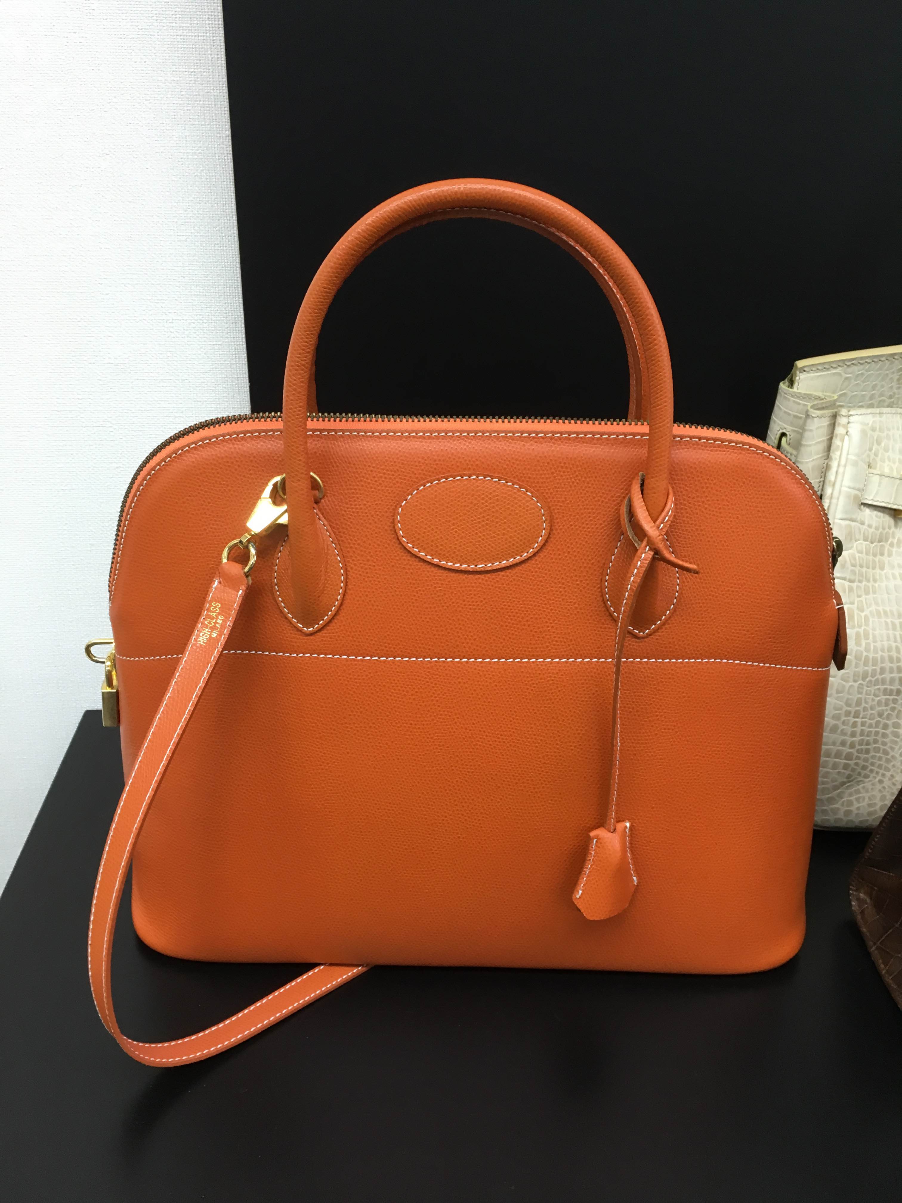 ヘンリーハイクラスのボリードタイプのバッグを高額買取致しました