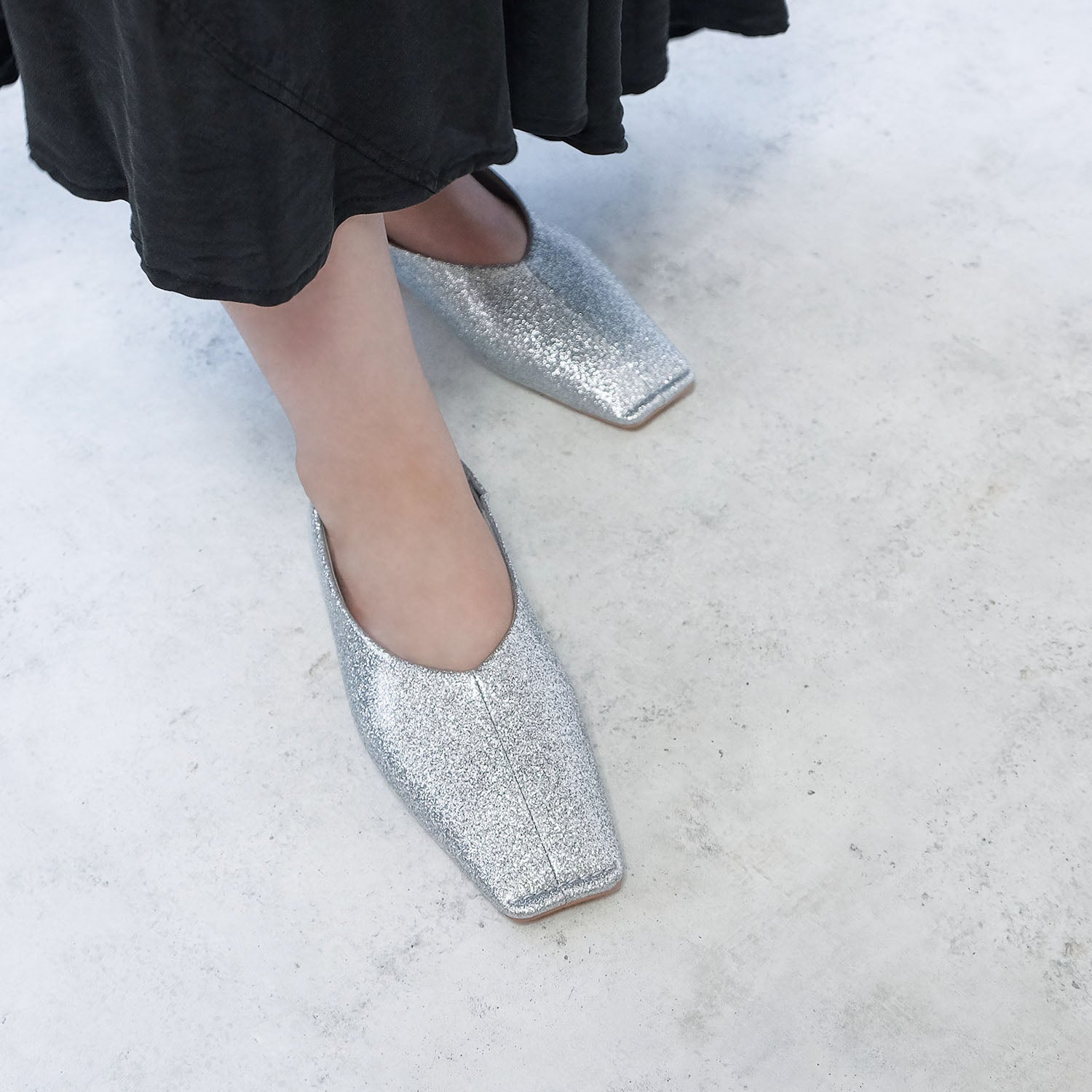 Daniella & GEMMA ONLINE STORE – ワイドトゥステッチフラットシューズ