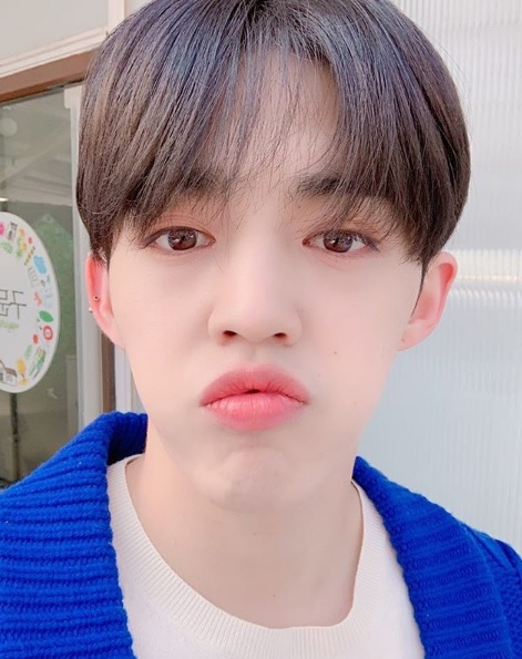 SEVENTEEN(セブチ) エスクプス「まるで彼氏!」ラフな姿でもファンを