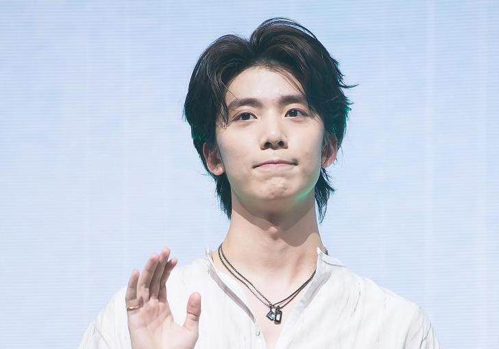 今のあなたが素敵」SF9フィヨン、ファンへのコメントに再スポットの