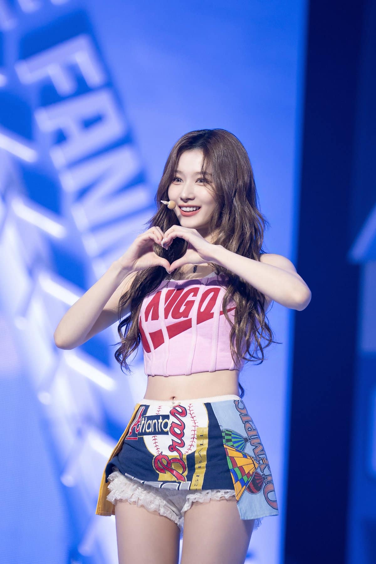 TWICE サナ「Danmee 24年10月女性アイドル人気決定戦」で1位を獲得