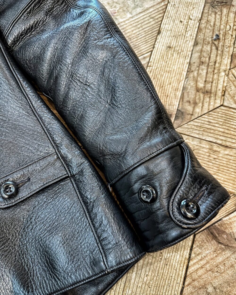 室内試着のみ・タグ付】FINE CREEK LEATHERS Bud 40馬革 室内試着のみ