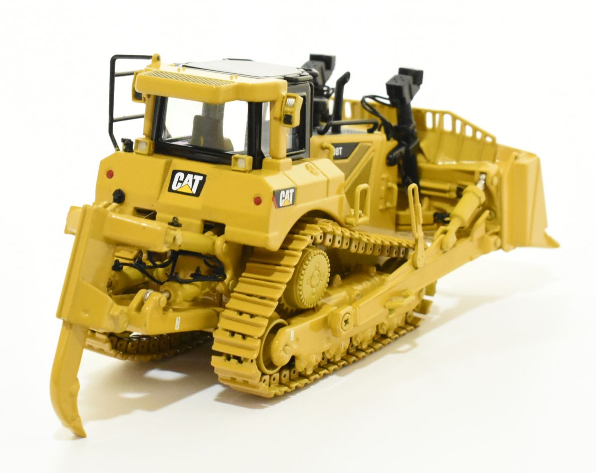1/50 Cat Caterpillar D8T Track Type Tractor Bulldozer With 8U