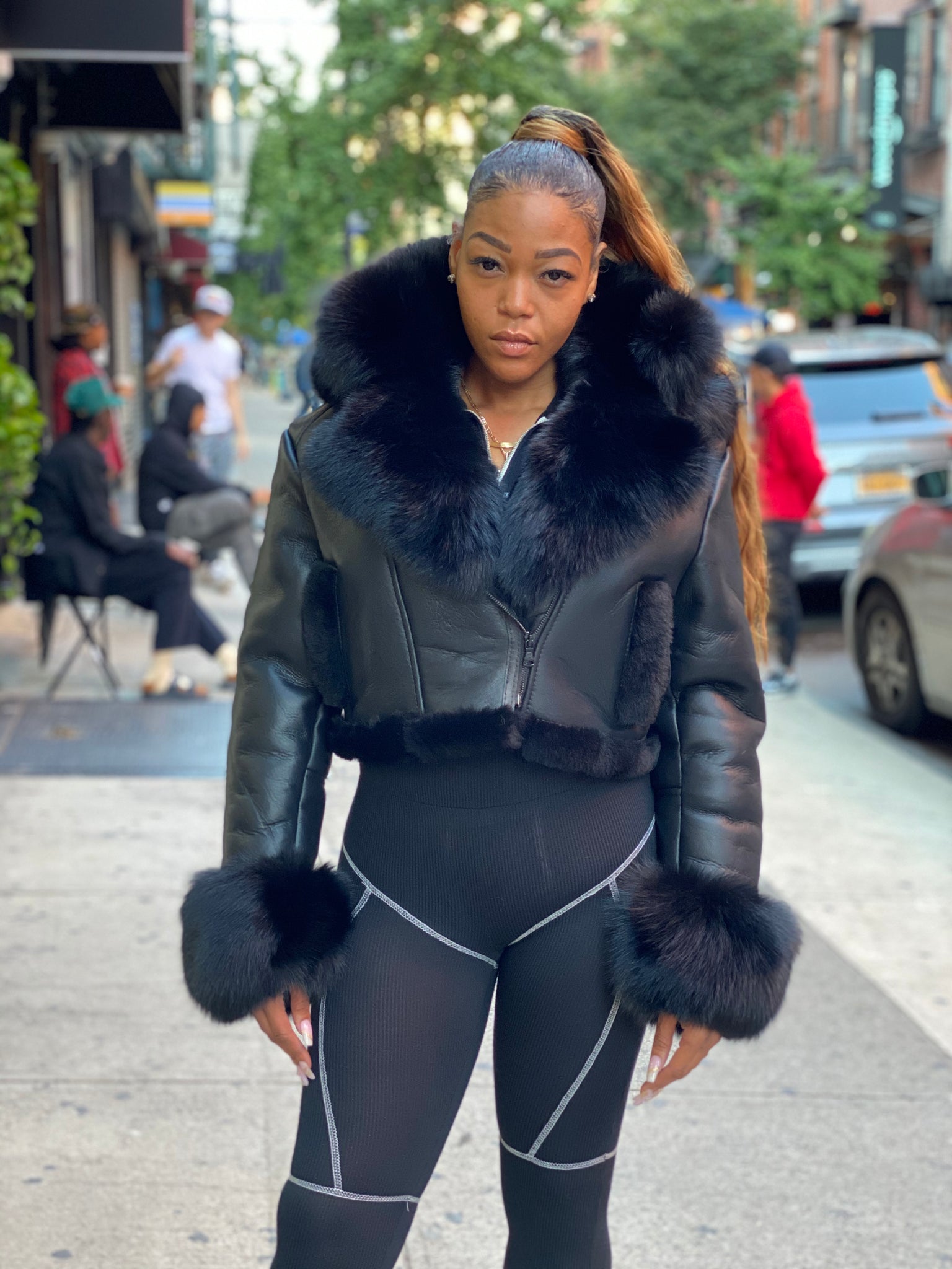 WOMEN SHEARLING- CROP TOP BLACK WITH BLACK FOX FUR – DaRucci Leather