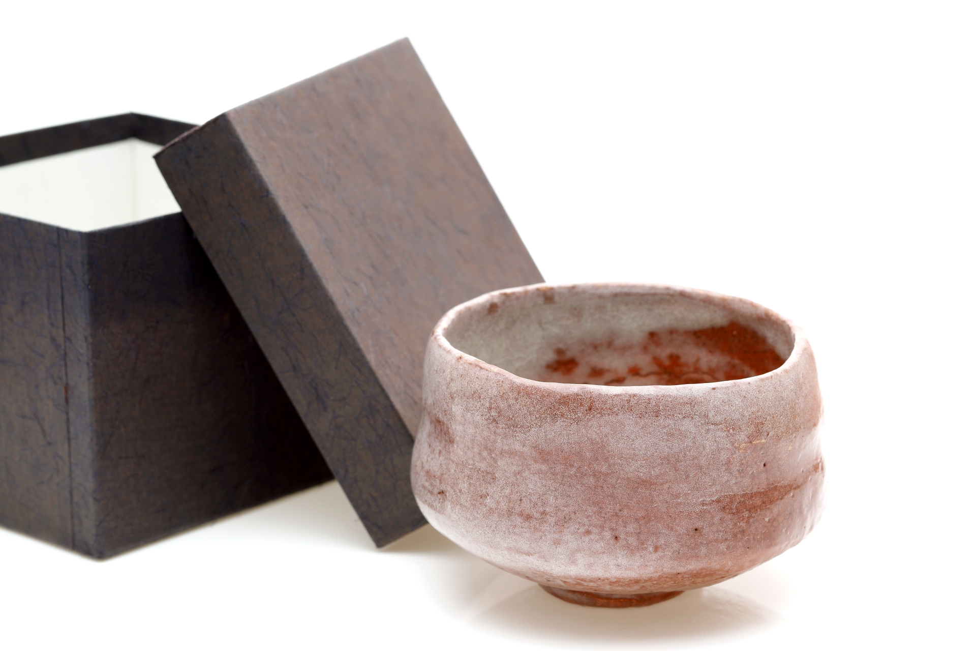 大徳寺書付の茶道具とは？本物と贋作の違いと買取価格の傾向