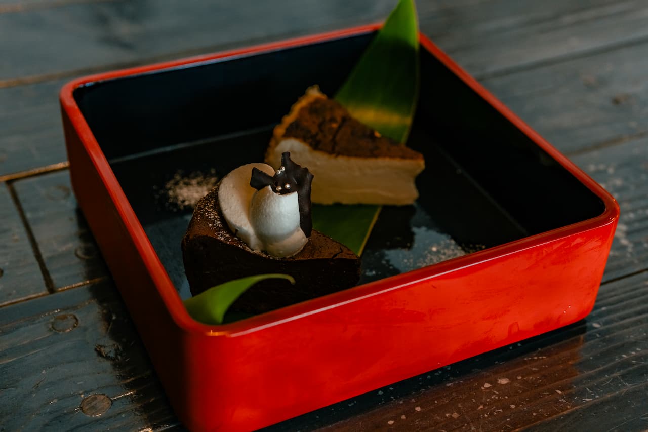 Meet. 琉球漆器」琉球漆器と人気店がタイアップ・琉球漆器の技法を体験