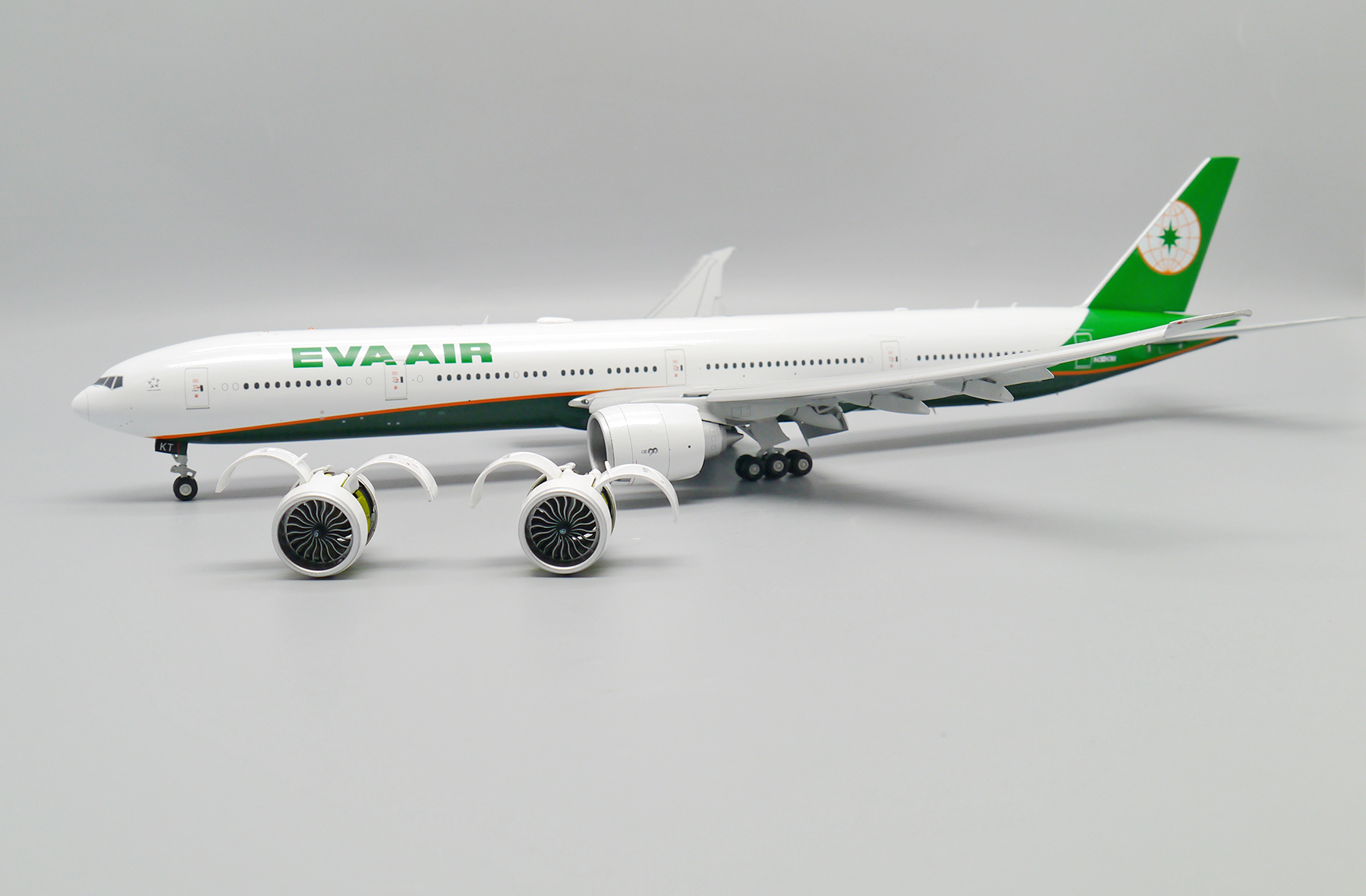 Eva Air Boeing 777-300ER Advanced Engine Option Reg ZK-OKT 1.200