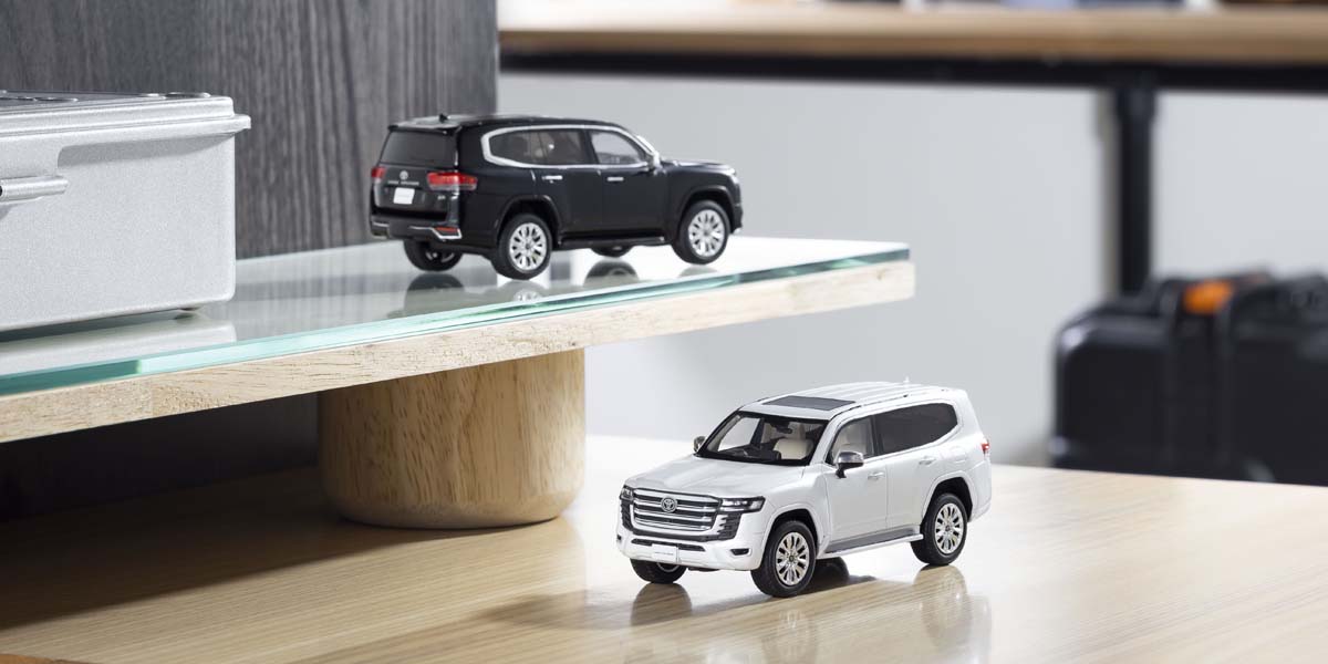 京商 ミニカー | 京商オリジナル 1/43 トヨタ ランドクルーザー ZX