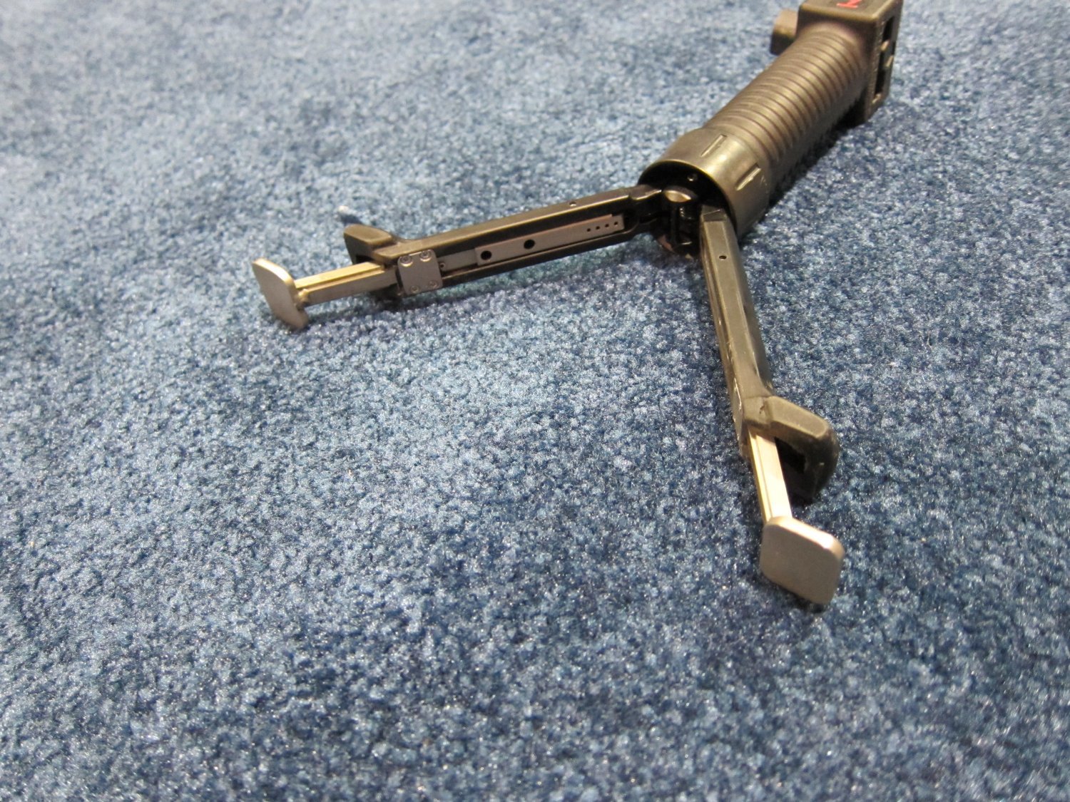 Grip Pod System (GPS02 Military Model) Gets Independently