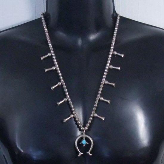 ヴィンテージシルバー925 ナバホ ナジャ スカッシュブロッサム