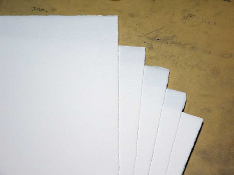 木炭紙 | デッサンで使う木炭紙の使い方と特徴