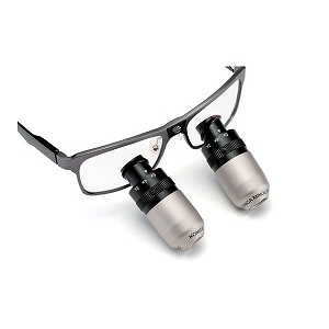 アイズーム 3段階倍率可変式拡大鏡 (販売企業:株式会社 日本歯科工業社