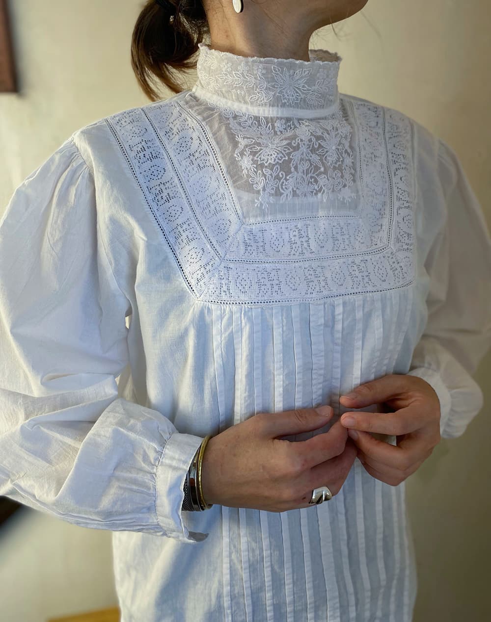 Victorianhighneckblouse