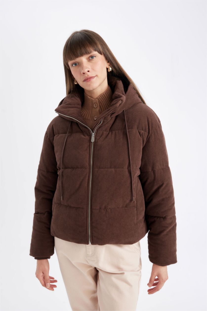 Brown WOMAN Regular Fit Velvet Puffer Jacket 3155371 | DeFacto