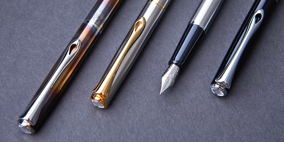 トラベラー - DIPLOMAT-ディプロマットDIPLOMAT-ディプロマット