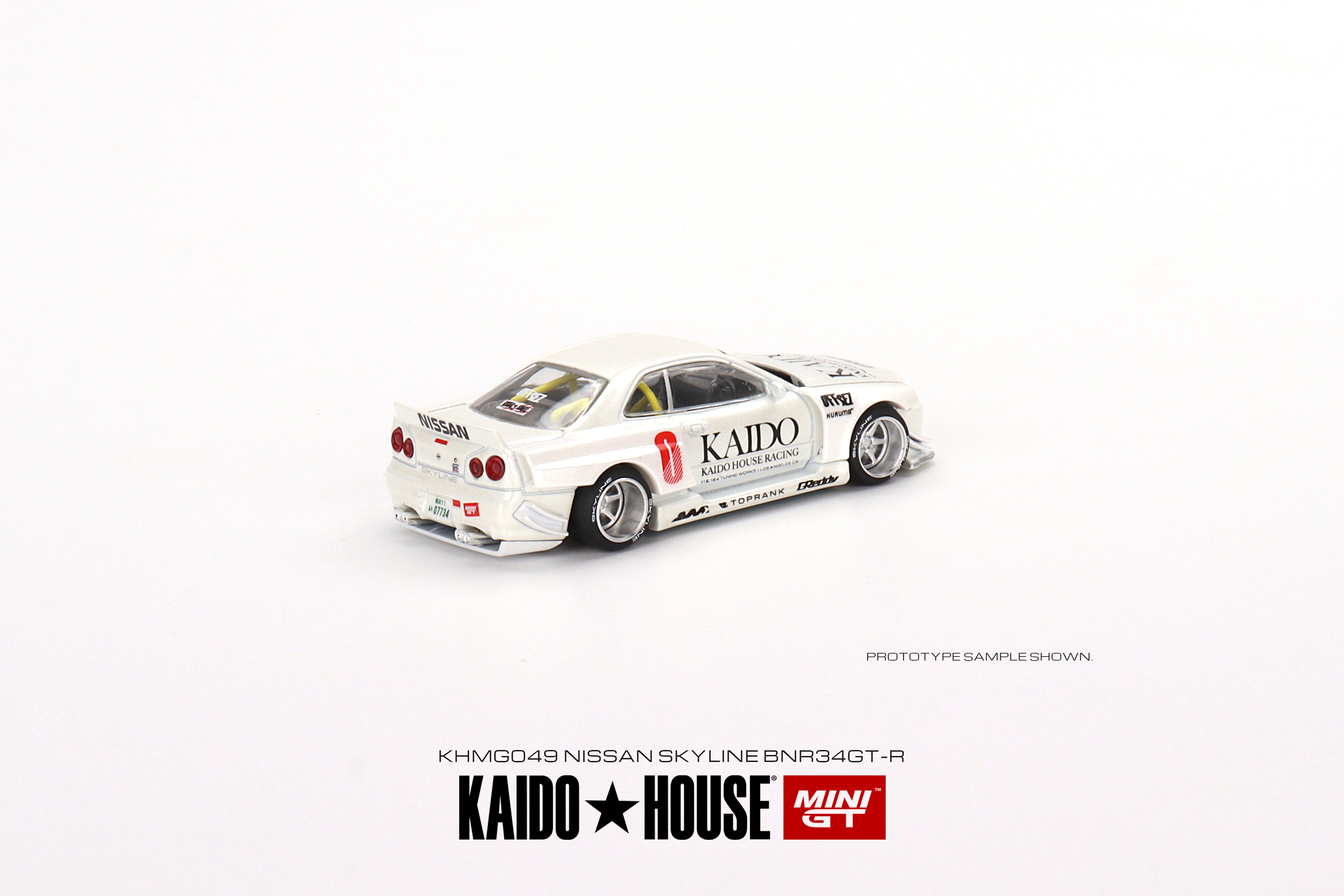 Mini GT Kaido House 049 Nissan Skyline GTR R34 Kaido Works White 1