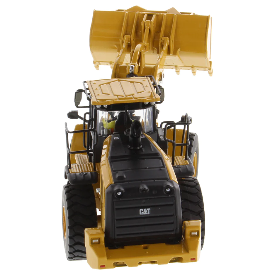 1:50 Cat® 966 Wheel Loader | Diecast Masters