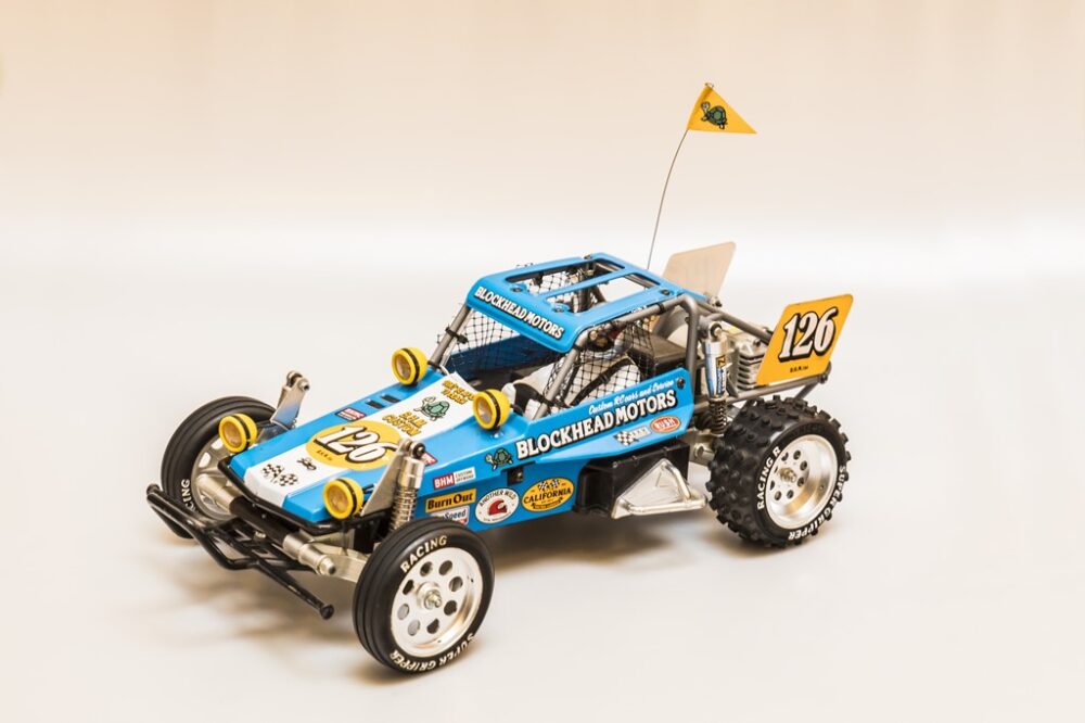 タミヤの名作オフロードバギーをヴィンテージスタイルで楽しむ。 | Dig