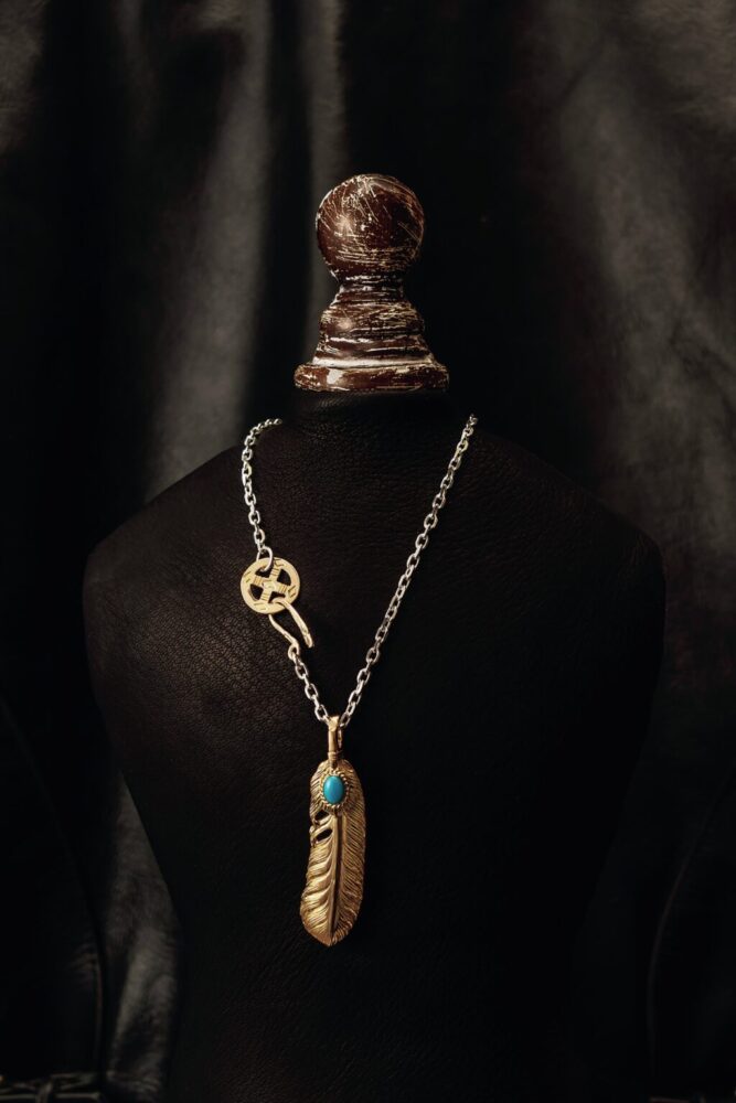 圧倒的な存在感で魅せるゴールド、それが「アリゾナフリーダム」のもう