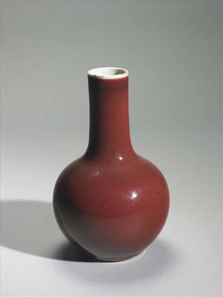 霽紅釉長頸瓶- 故宮