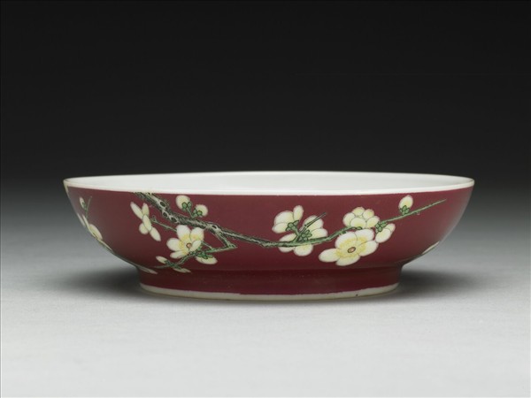 鬥彩番蓮紋梅瓶- 故宮