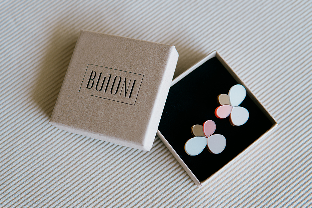 フィンランドのハンドメイドアクセサリー「SAKURA（サクラ）」by BUTONI