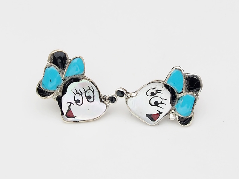 ピアスインレイのSullivan Shebola ミニーマウス ピアス商品のご案内