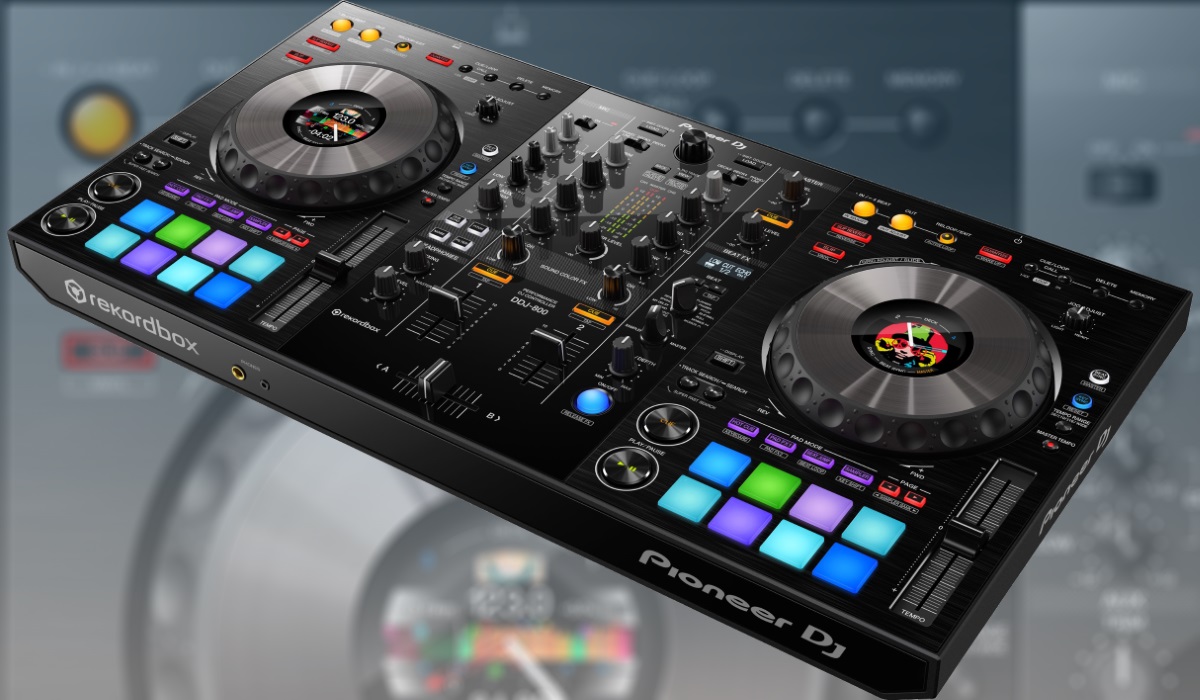 Pioneer DJ DDJ-800 Rekordbox DJ Controller Review And Video