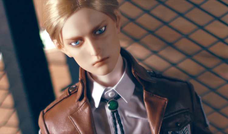 進撃の巨人」エルヴィン＆リヴァイ キャストドール 製品情報