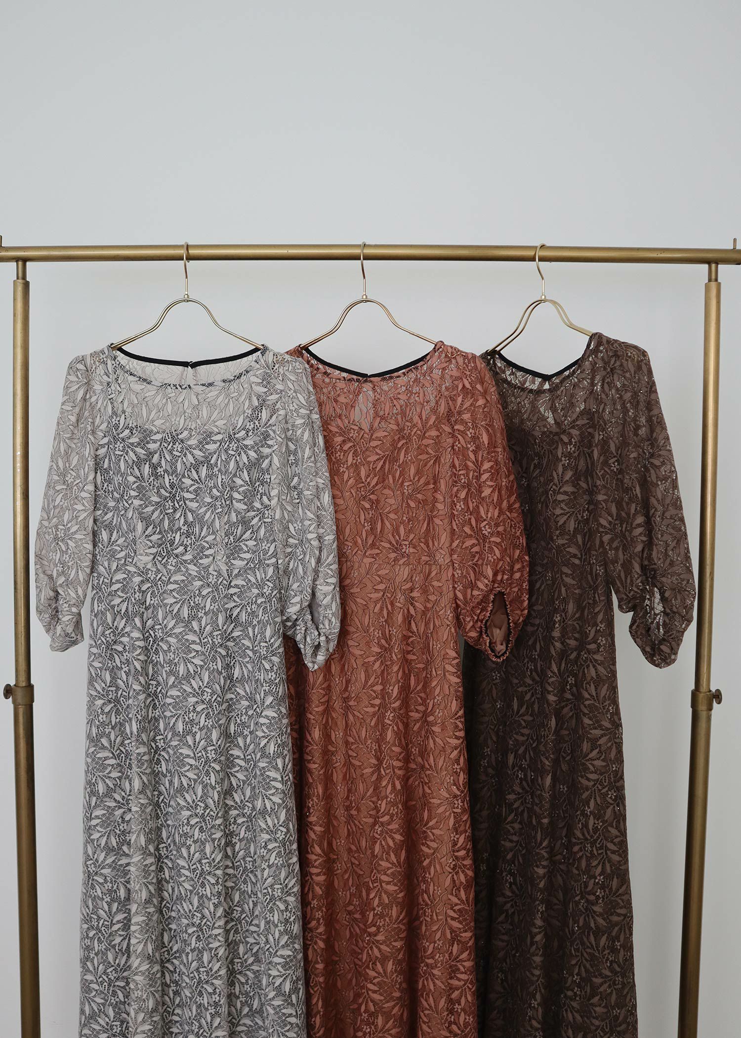 ギャザースリーブフラワードレス｜DorryDoll