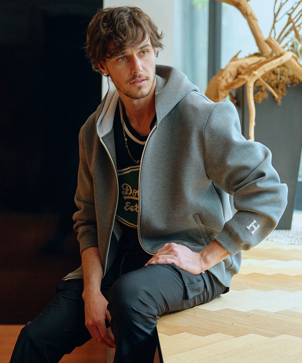 D/him H刺繍ダンボールニットジップパーカー OUTERS Night STORE