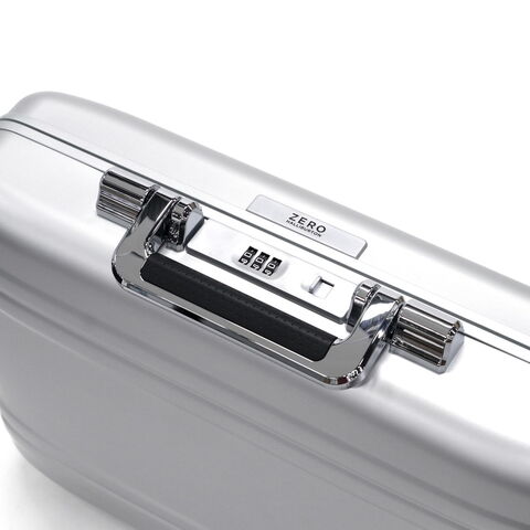 ZERO HALLIBURTON ゼロハリバートン アタッシュケース 【正規品5年保証