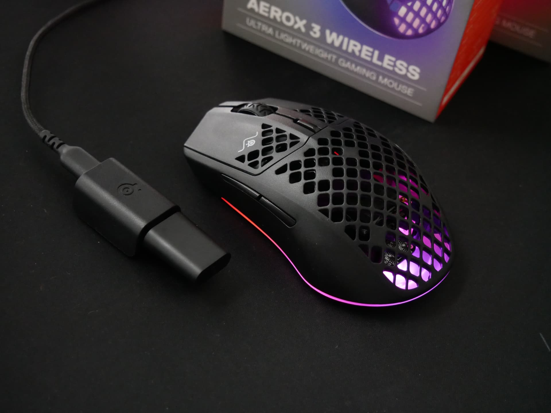 SteelSeries Aerox 3 Wireless」レビュー。完成度が高い66gの軽量