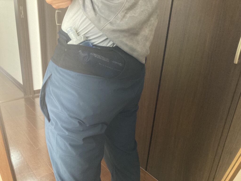 バーブライトランニングパンツをレビュー！収納力抜群！街からトレラン