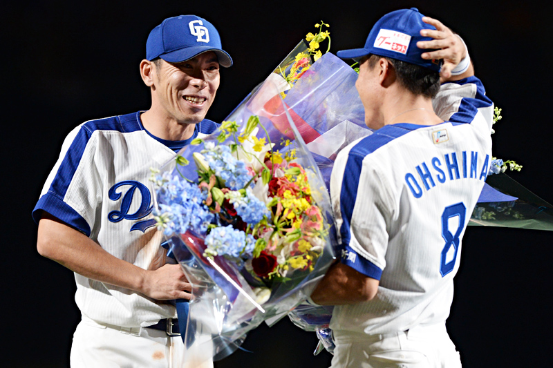 中日ドラゴンズ オフィシャルウェブサイト - 荒木雅博選手引退特設