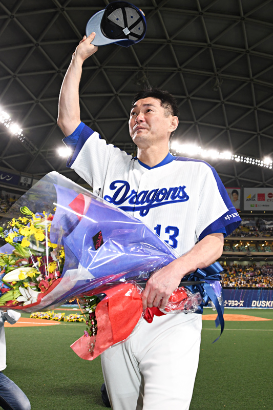 中日ドラゴンズ オフィシャルウェブサイト - 岩瀬仁紀投手引退特設サイト