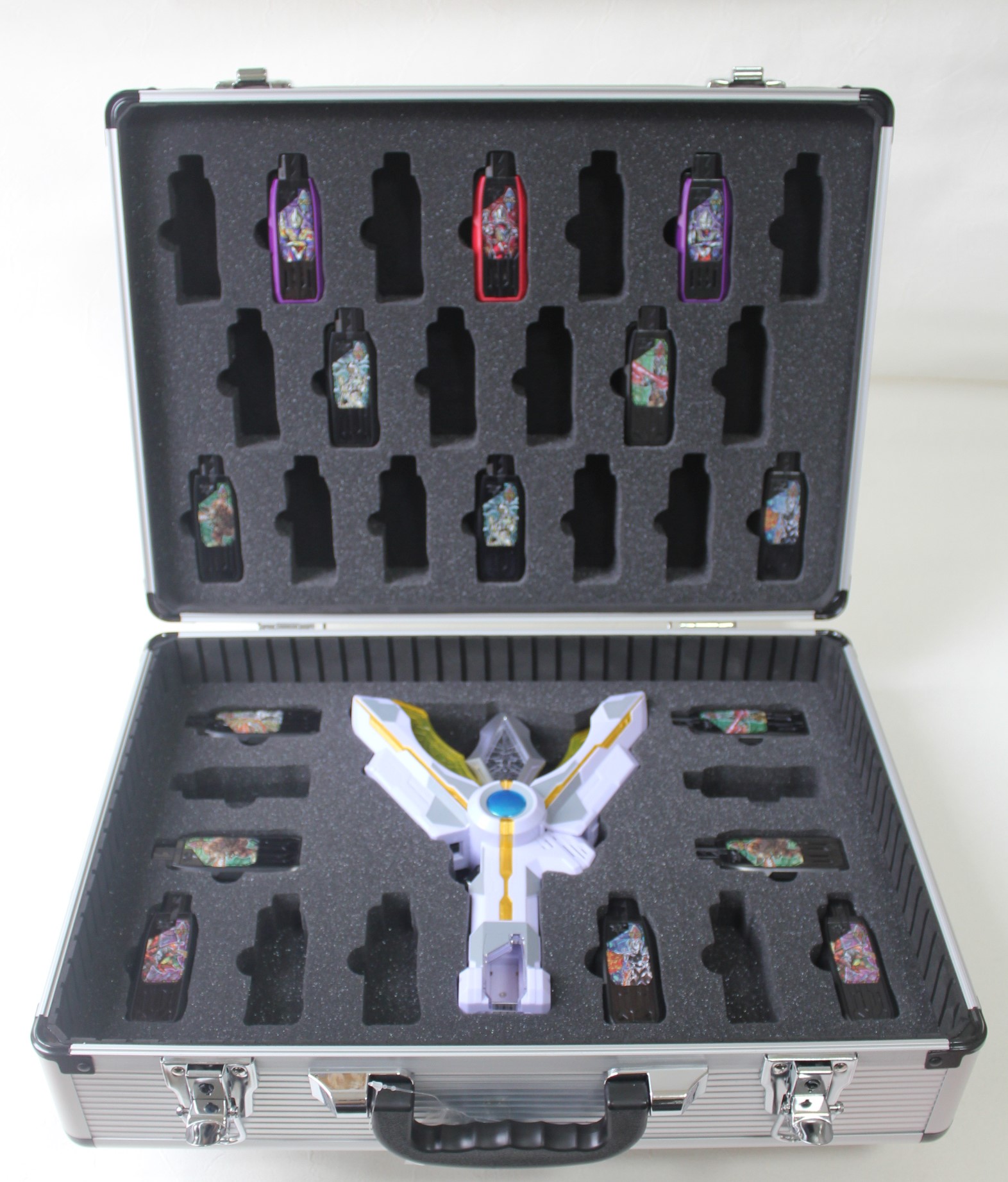 ウルトラマントリガー DXガッツスパークレンス・ガッツハイパーキー