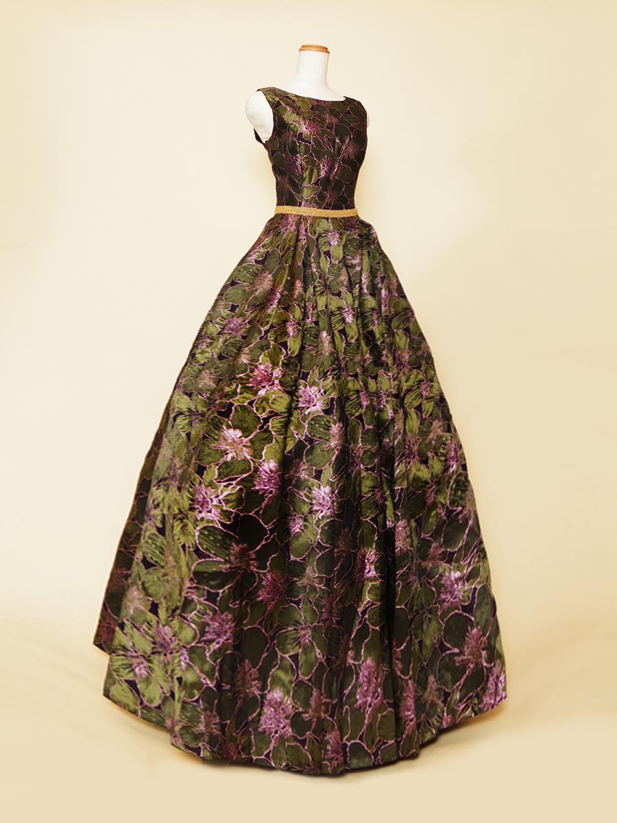 演奏会ドレスのドレスルームアミ新宿