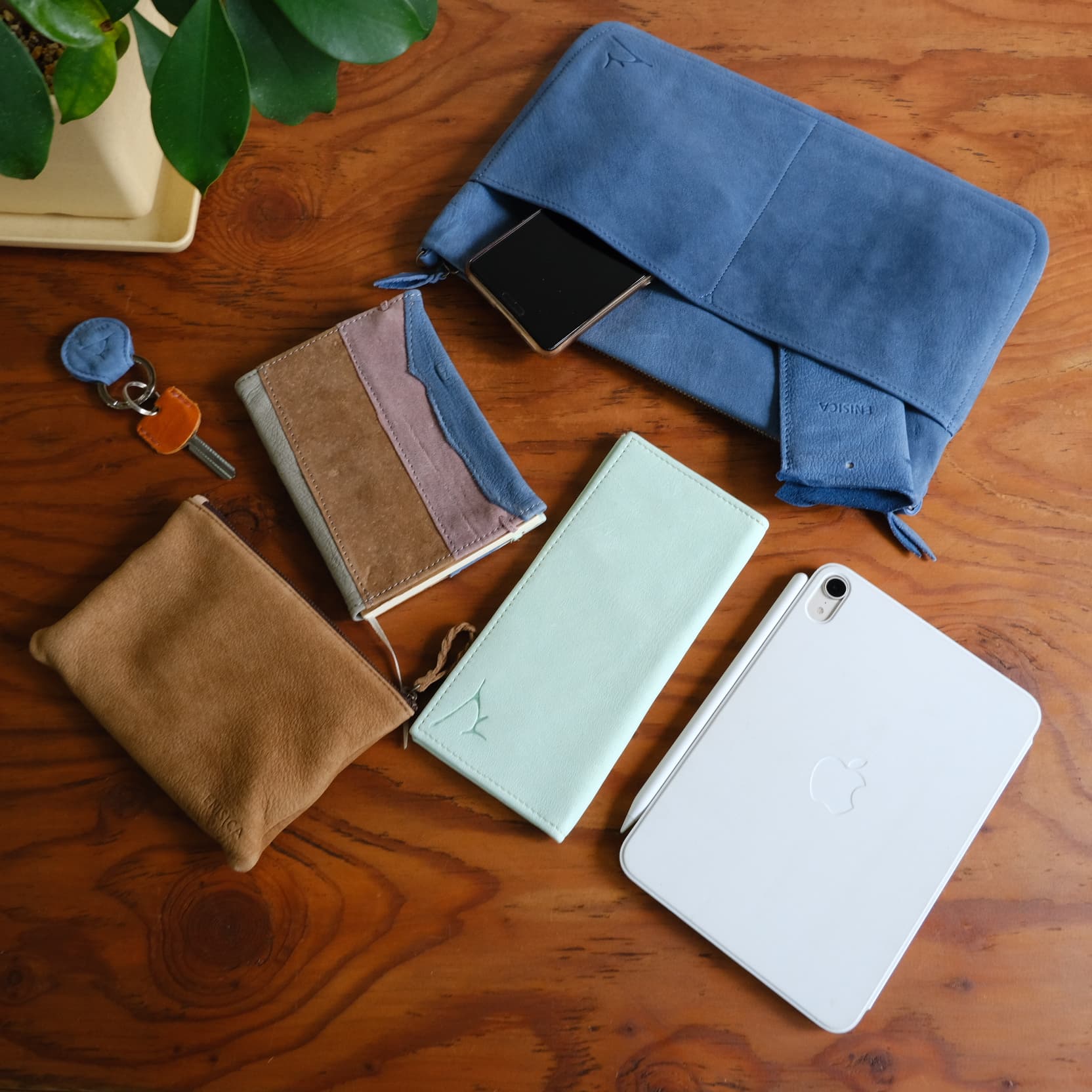 ENISICA（エニシカ） ショルダーバッグ ジビエ鹿革ハンシカサコッシュ