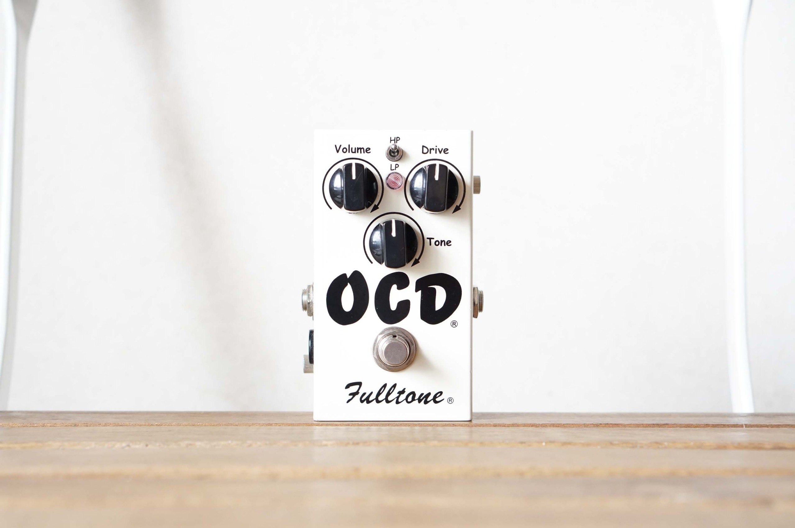 Fulltone OCDのレビュー！超定番の歪みエフェクターは太かった！18Vも