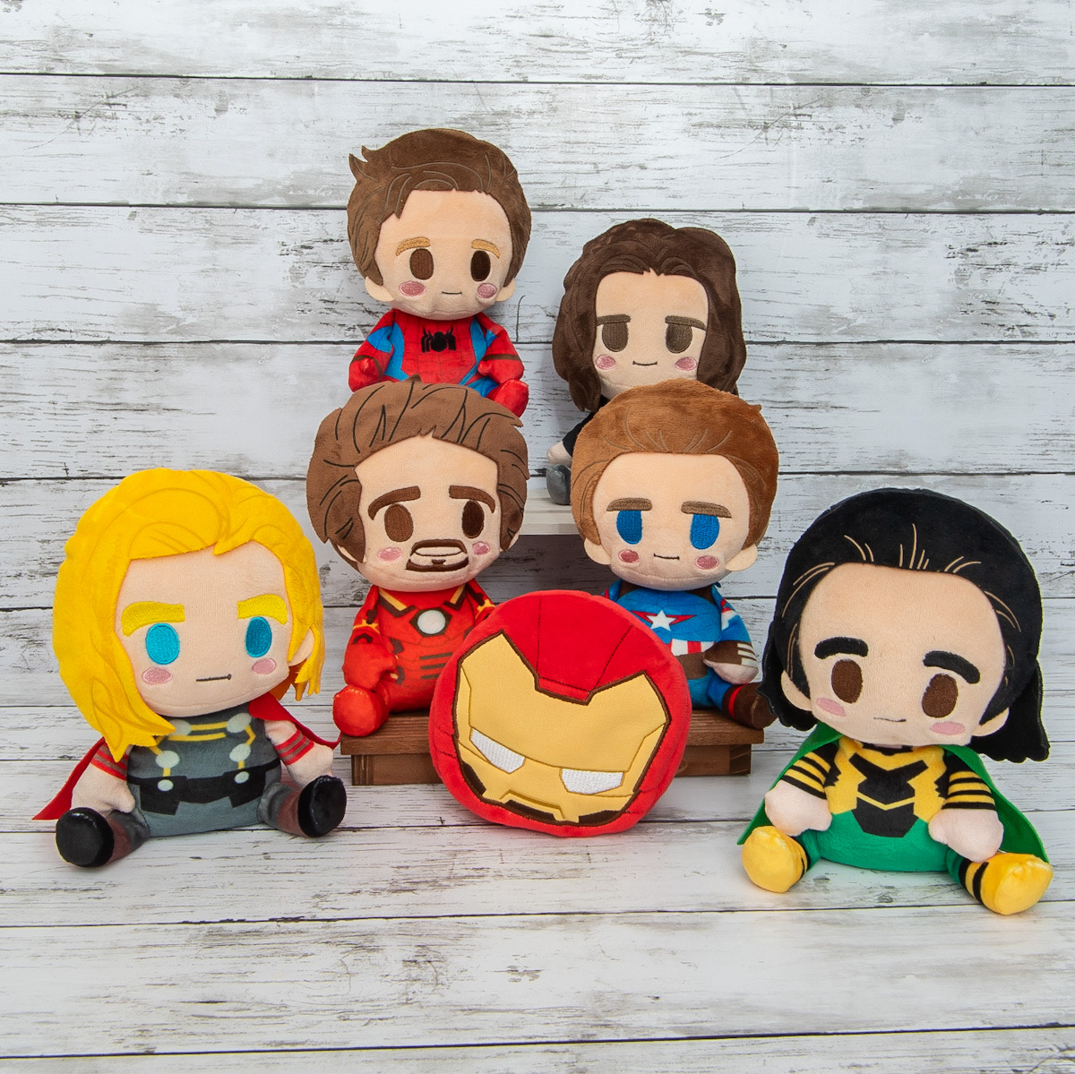 マスクを付け外しできるぬいぐるみ！タカラトミーアーツ マーベル