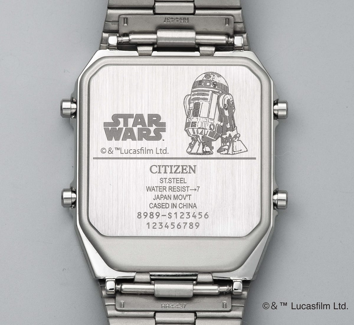 R2-D2やダース・ベイダーたちの多機能腕時計！シチズンコレクション