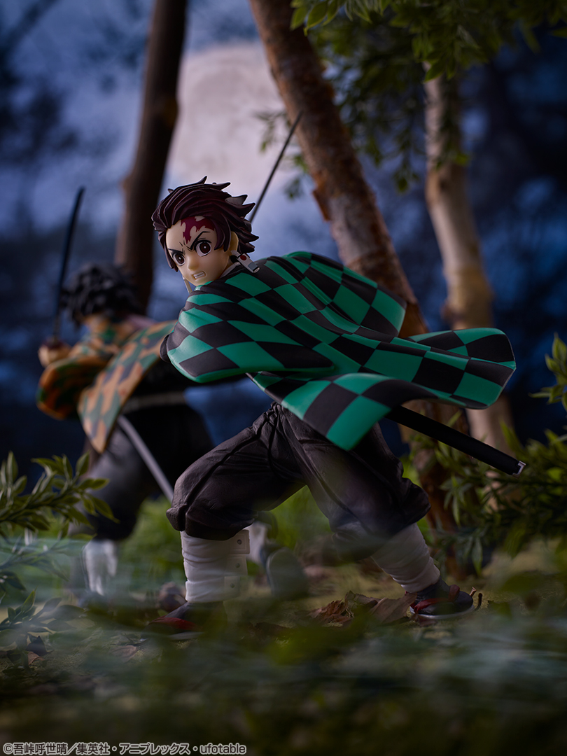 躍動感あふれる冨岡義勇と竈門炭治郎のフィギュアも！一番くじ「鬼滅の