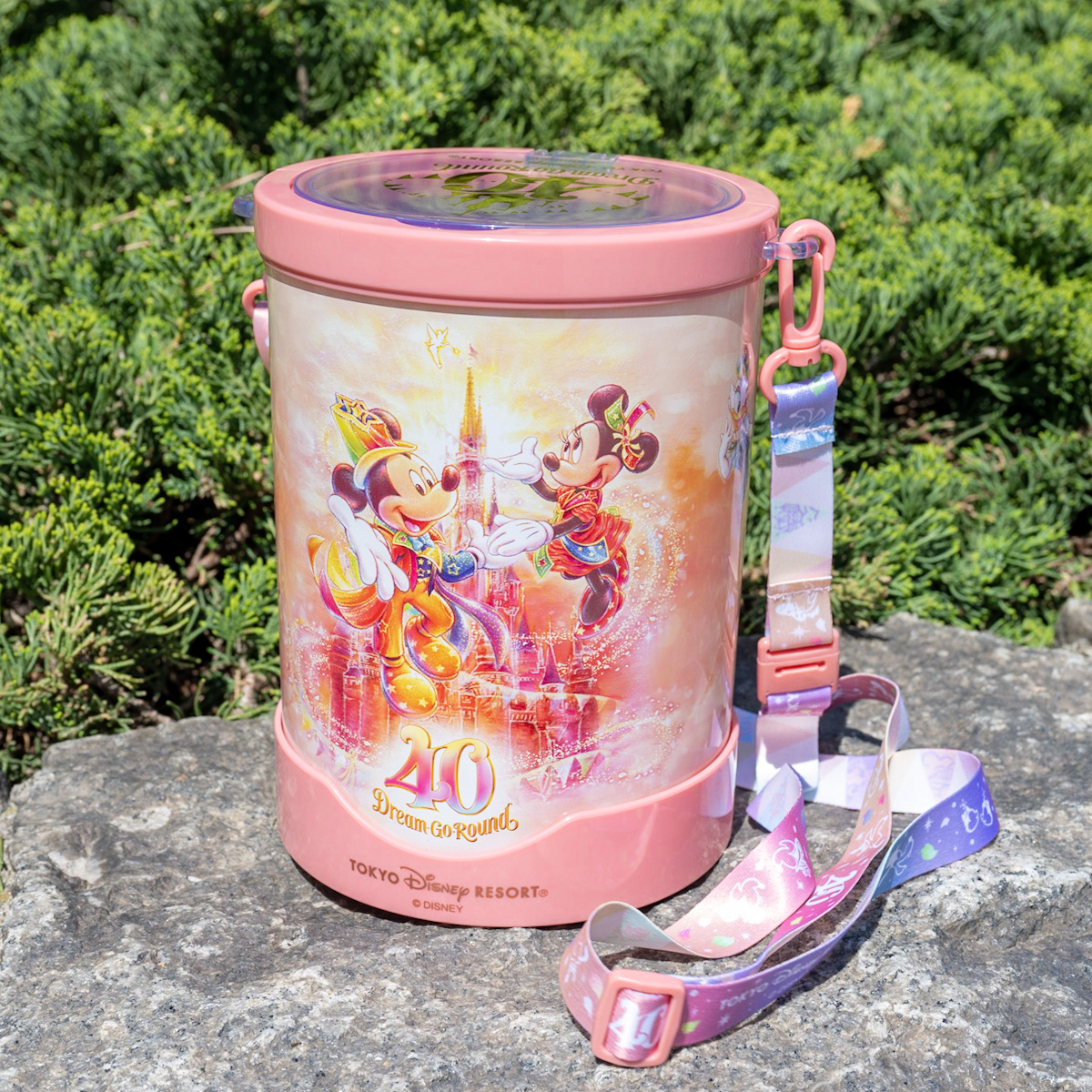 ロゴを投影できるライト付き！東京ディズニーリゾート40周年“ドリーム